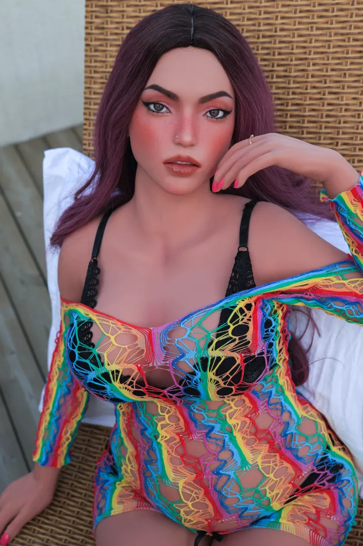 Ginny: Muñeca Sexual Híbrida Pelirroja de 155cm
